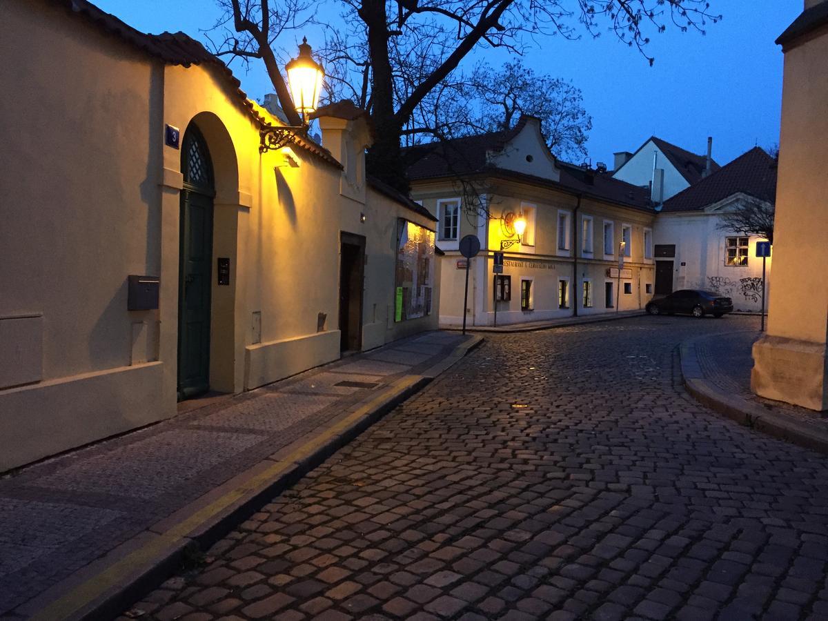 Old Town Basement Appartement Praag Buitenkant foto